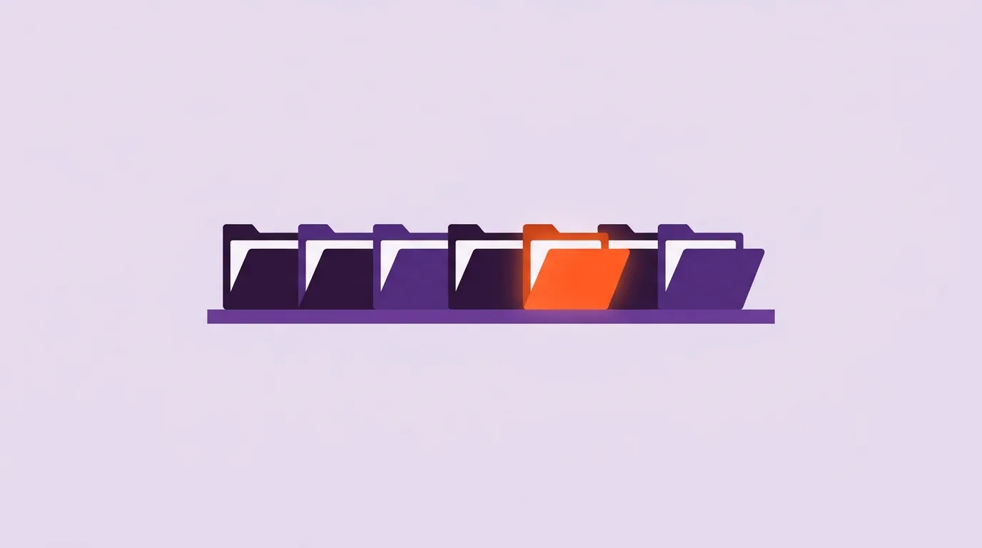 Illustration: Neun Ordner ordentlich in einem Regal, einer leuchtet orange