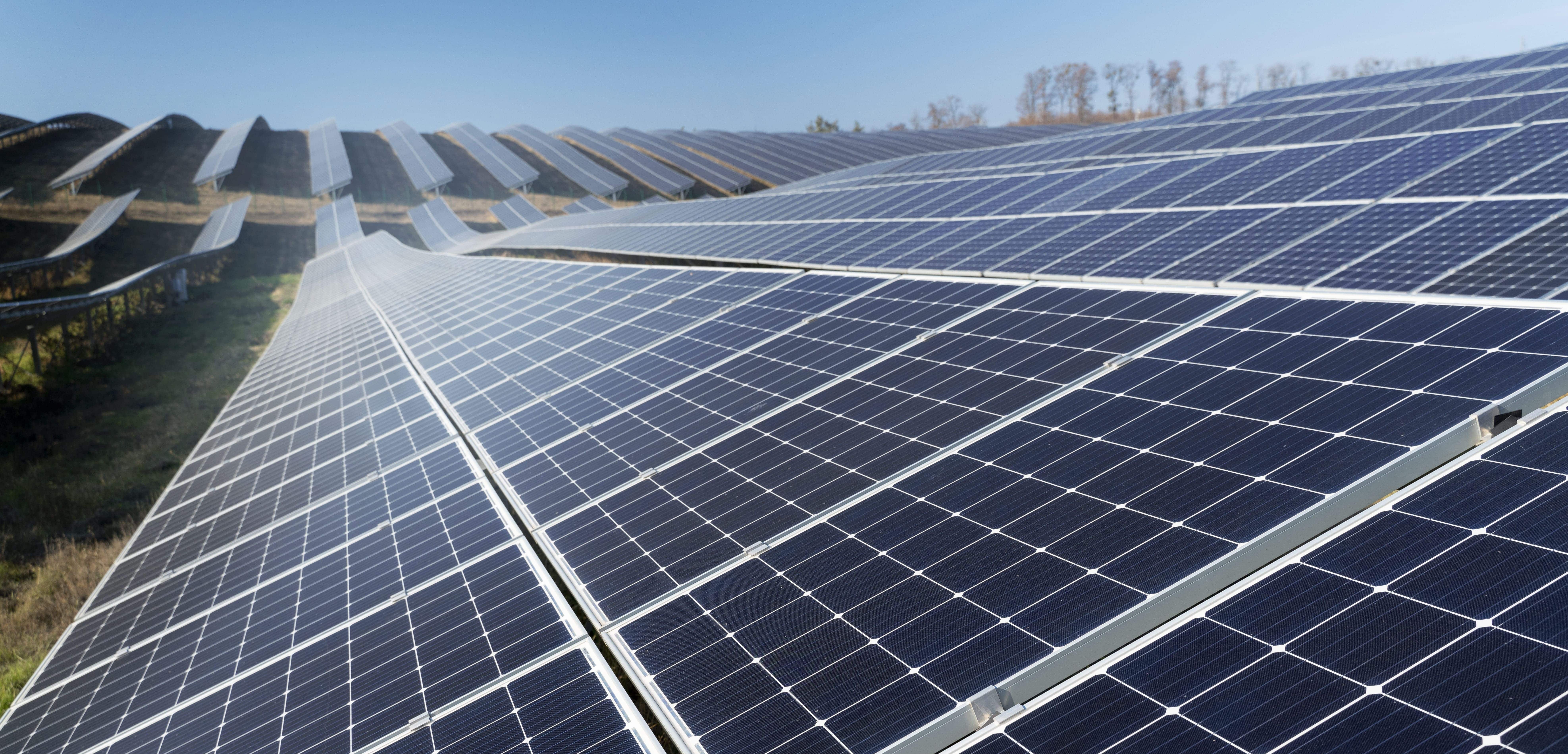Large-scale solar power system for renewable energy generation