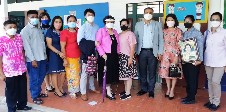 ปริญสิริ มอบห้องเรียน คอมพิวเตอร์ และทุนการศึกษา แก่โรงเรียนวัดหานโพธิ์