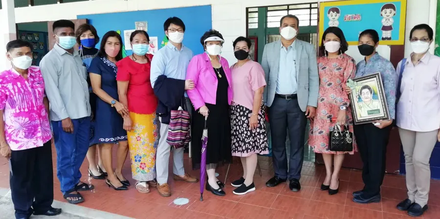 ปริญสิริ มอบห้องเรียน คอมพิวเตอร์ และทุนการศึกษา แก่โรงเรียนวัดหานโพธิ์