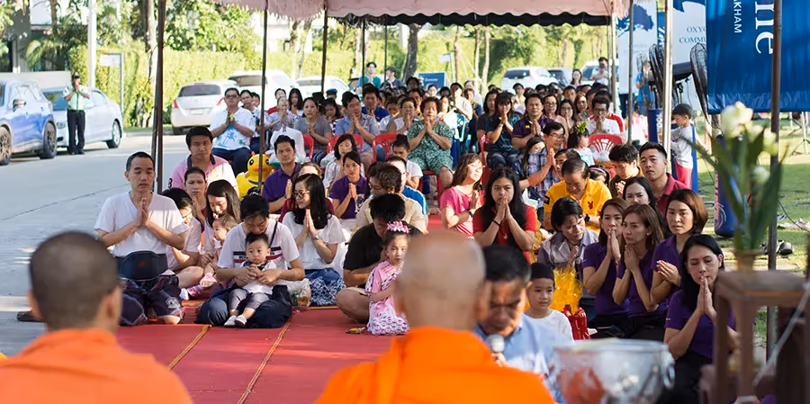 กิจกรรมทำบุญตักบาตร ที่โครงการซีรีน พระราม 2 - ท่าข้าม