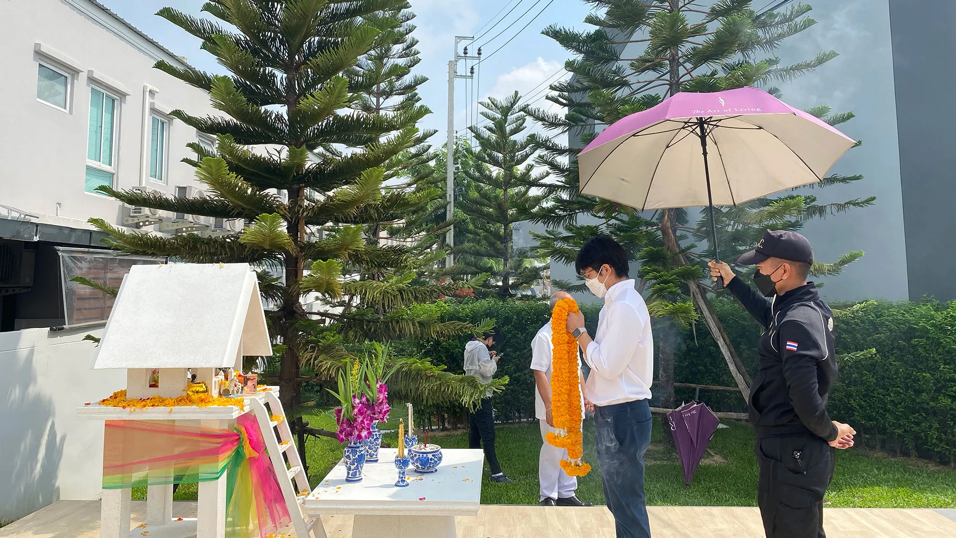 กิจกรรมทำบุญตักบาตร และพิธีตั้งศาลท่านท้าวมหาพรหม และศาลเจ้าที่ ตา, ยาย โครงการซิตี้เซนส์ ดอนเมือง-สรงประภา