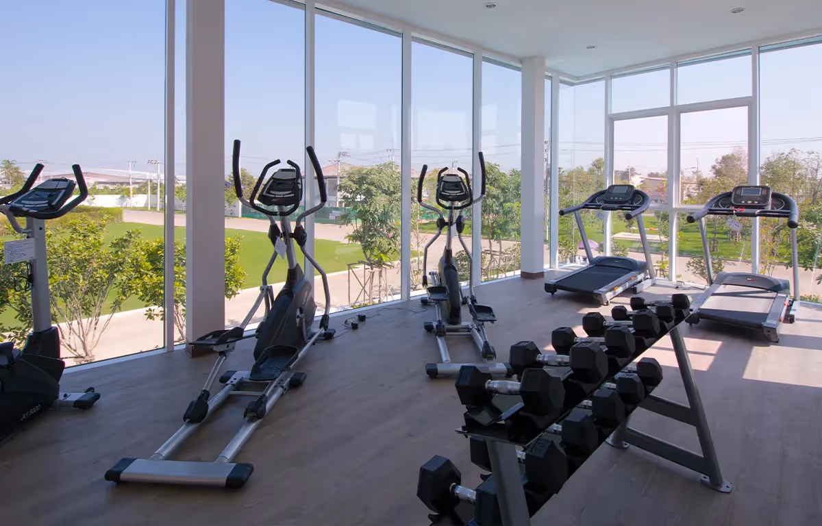 PANORAMA FITNESS ห้องออกกำลังกายอุปกรณ์ครบครันพร้อมเทควิวธรรมชาติ 360 องศา ทาวน์โฮม สาย 5