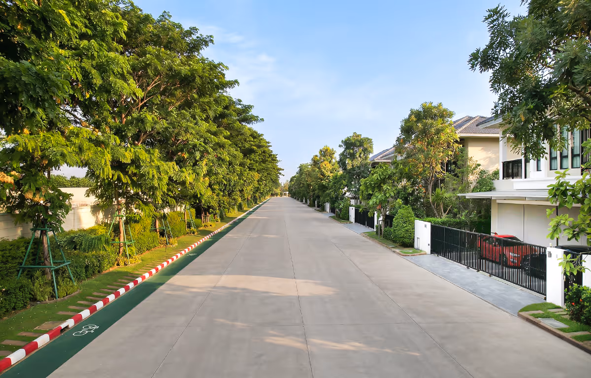 BIKE LANE & JOG LANE รองรับการออกกำลังกายเบาๆ ผ่อนคลายทุกการเคลื่อนไหว บ้านเดี่ยว ปริญญ์ เพชรเกษม 69