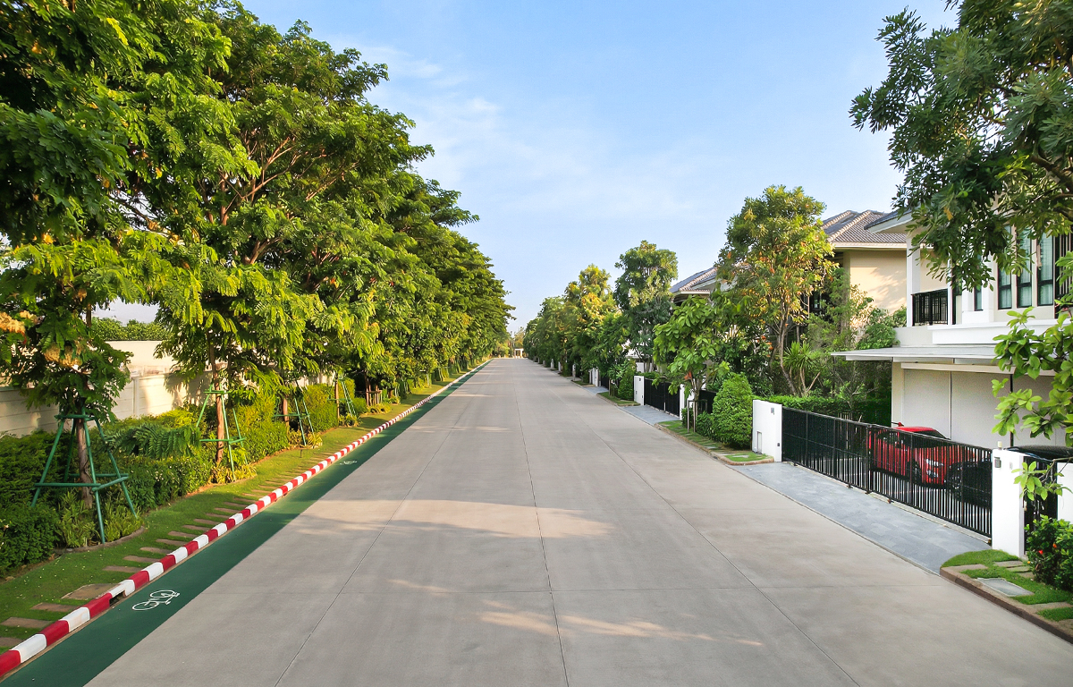 BIKE LANE & JOG LANE รองรับการออกกำลังกายเบาๆ ผ่อนคลายทุกการเคลื่อนไหว บ้านเดี่ยว ปริญญ์ เพชรเกษม 69