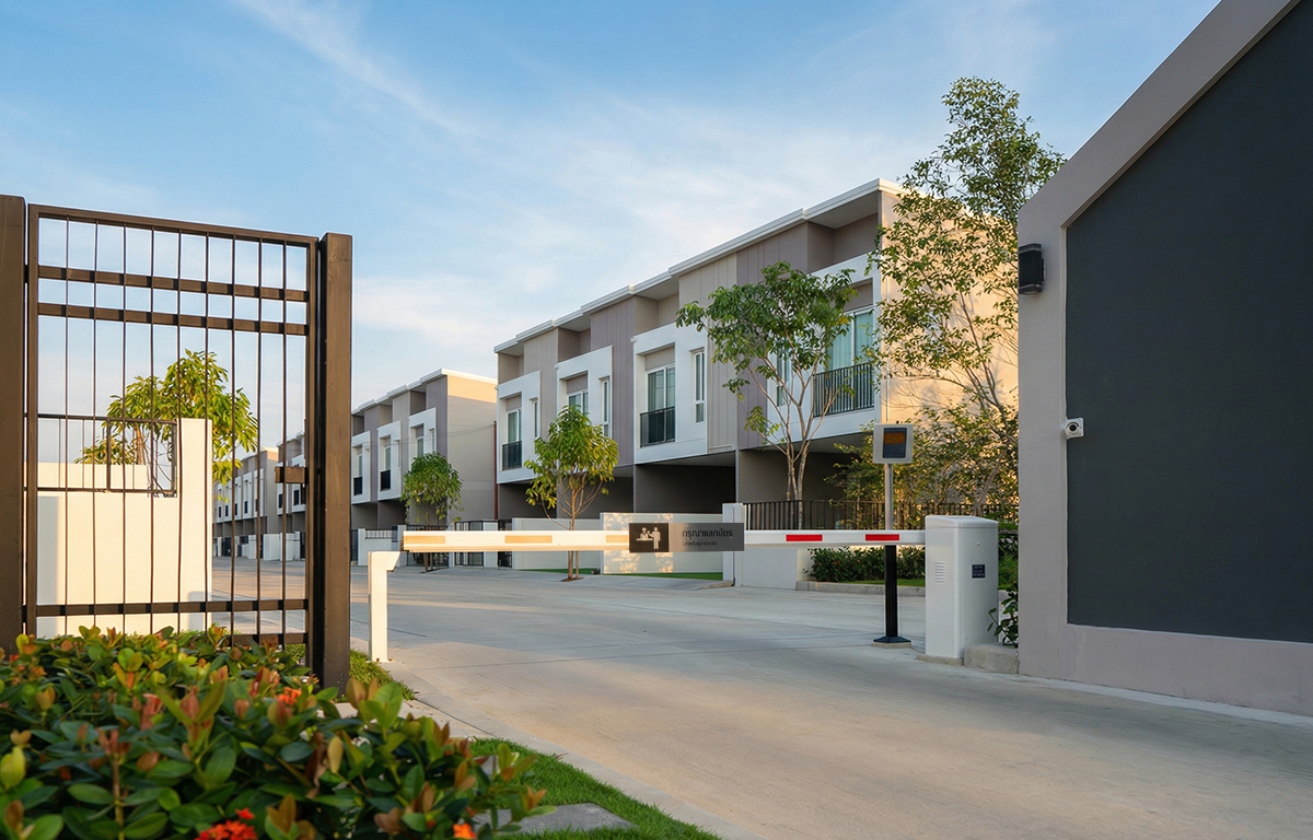 SECURITY ระบบรักษาความปลอดภัยตลอด 24 ชม.พร้อม CCTV บริเวณทางเข้า-ออก 2 ฝั่ง ทาวน์โฮม ซิตี้เซนส์ วงแหวน - ลำลูกกา คลอง 5