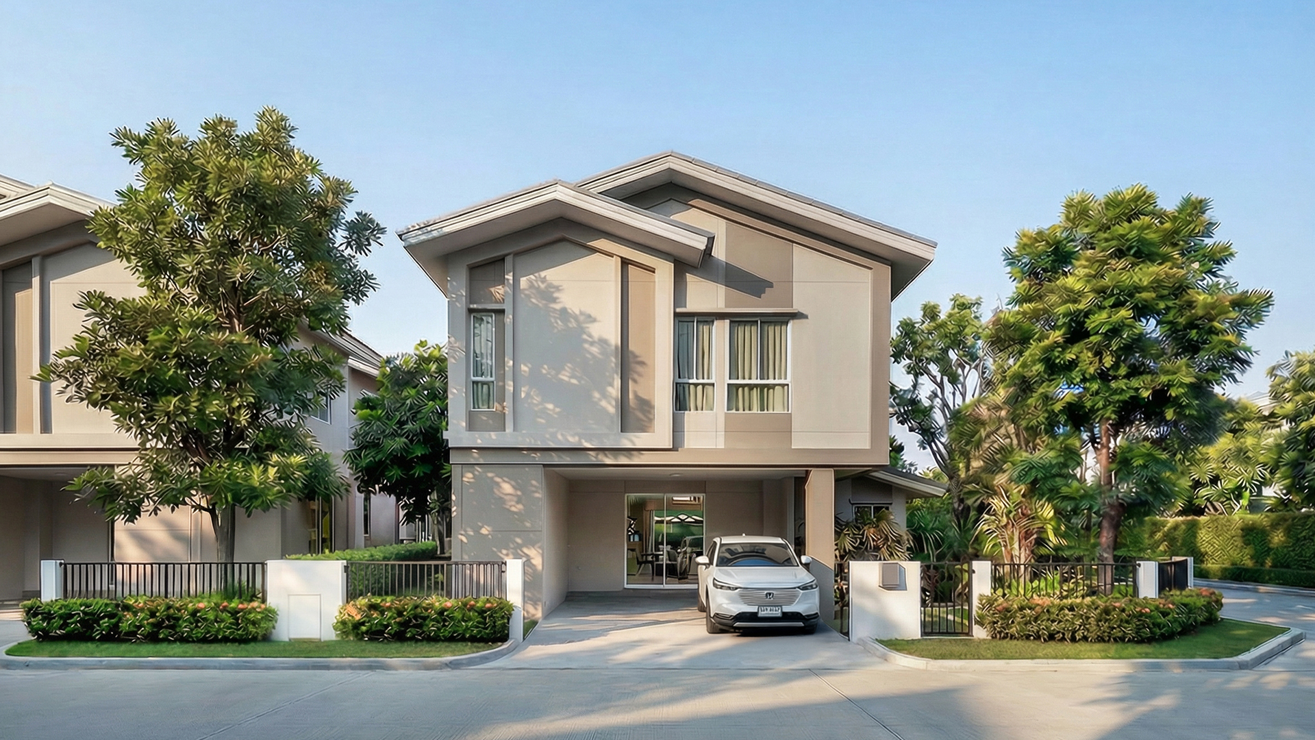 CLUBHOUSE สระว่ายน้ำระบบเกลือ พร้อมวิวธรรมชาติ บ้านเดี่ยว ฟอร์เร่ ปิ่นเกล้า - พุทธมณฑล สาย 5