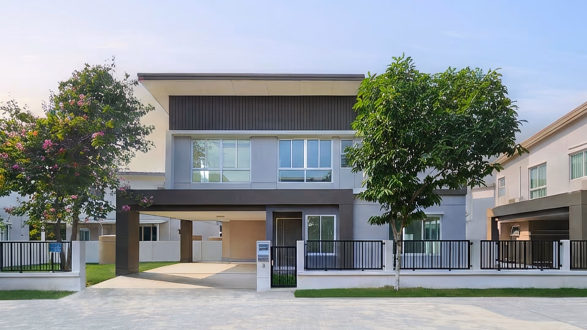 Iconature Salaya | Prinsiri