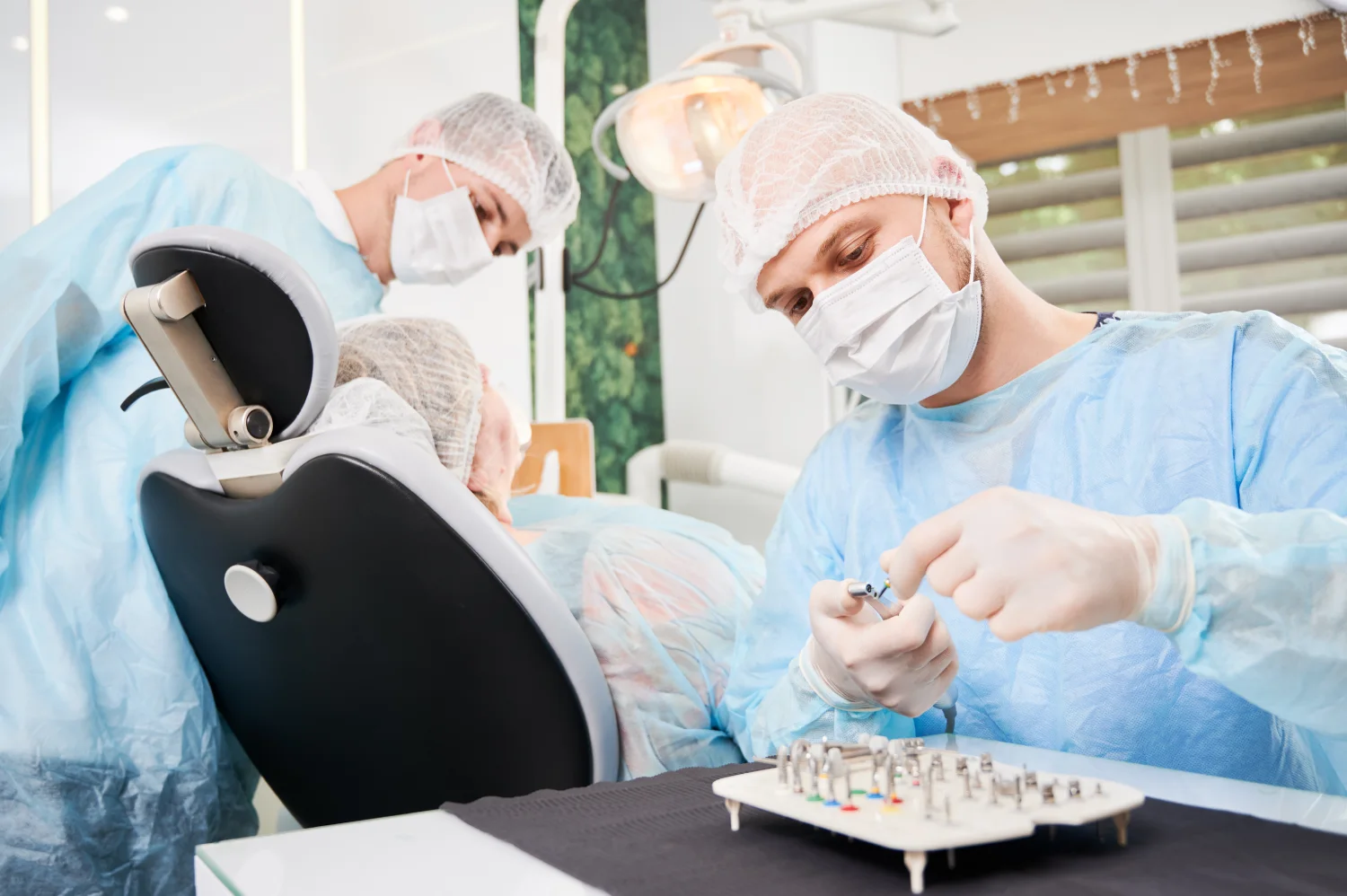 how to find a dental implant specialist uk