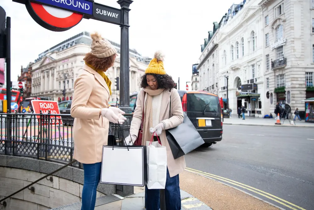 how to reach our Knightsbridge dental clinic by London Underfround