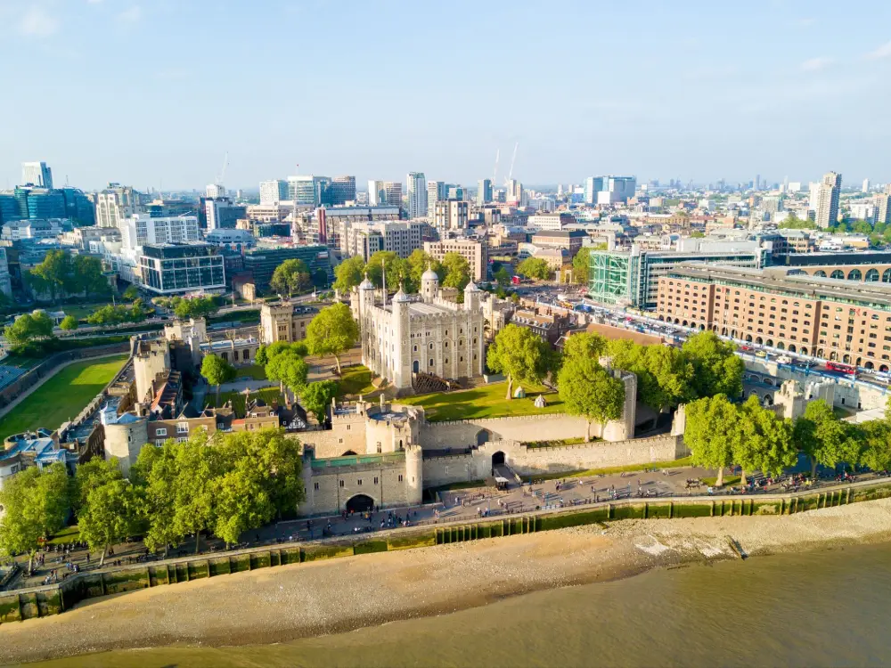 How to Visit Our Private Dental Clinic in Knightsbridge from Nearby Areas
