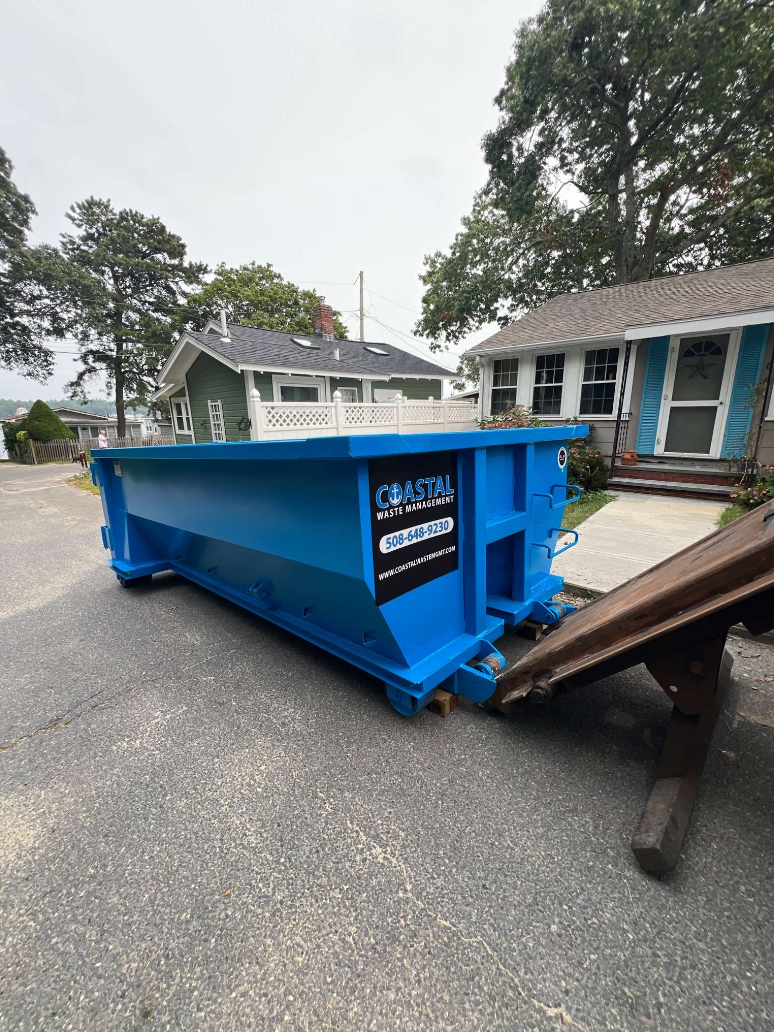 10 yard dumpster rental Mashpee, MA