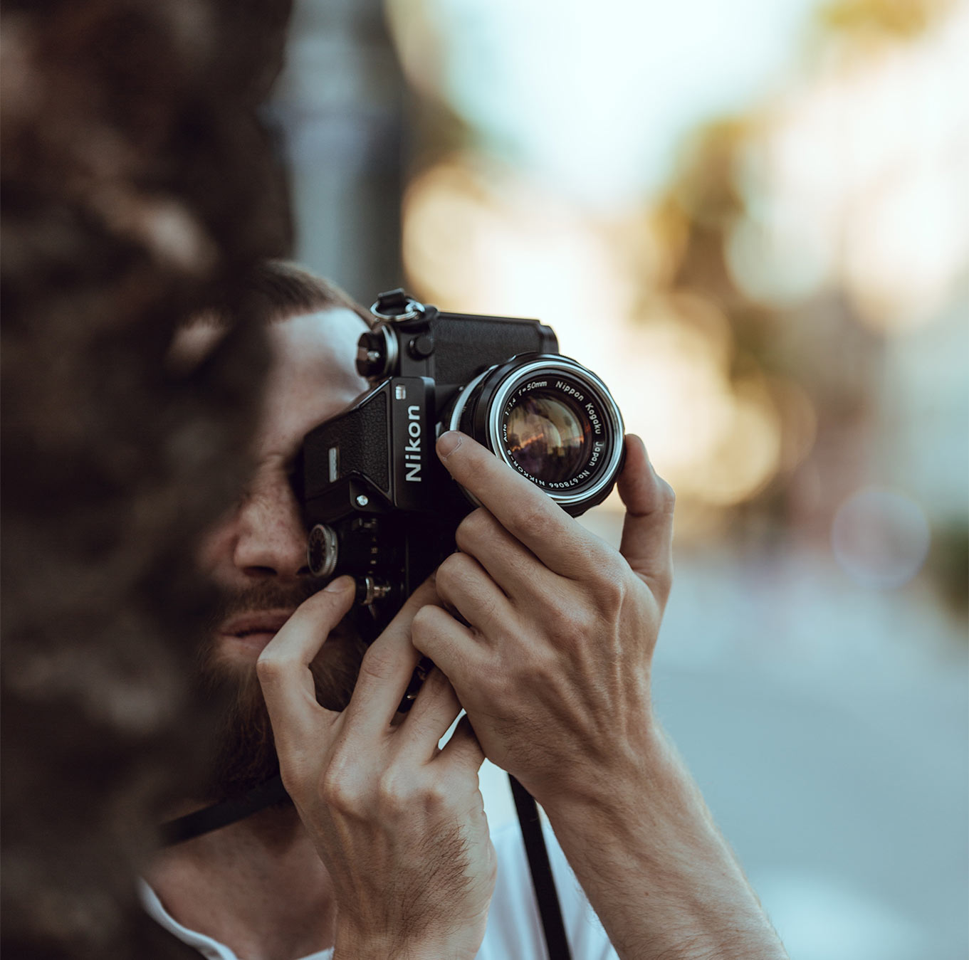 Houston local photographer with Nikon camera