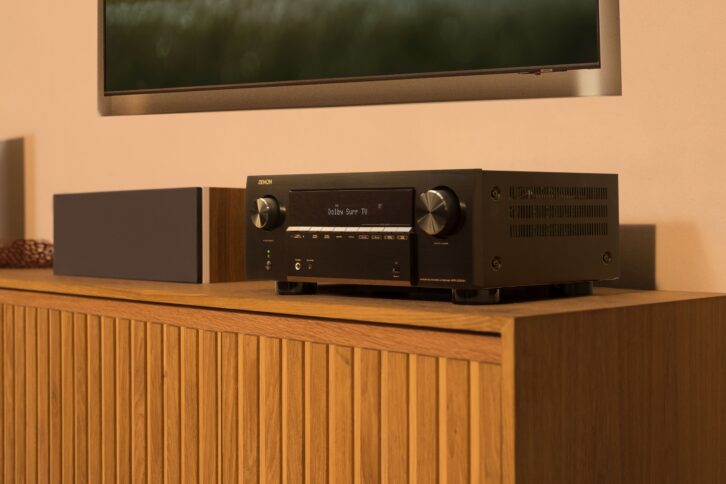 Denon AVR-X2900H AVR - Lifestyle