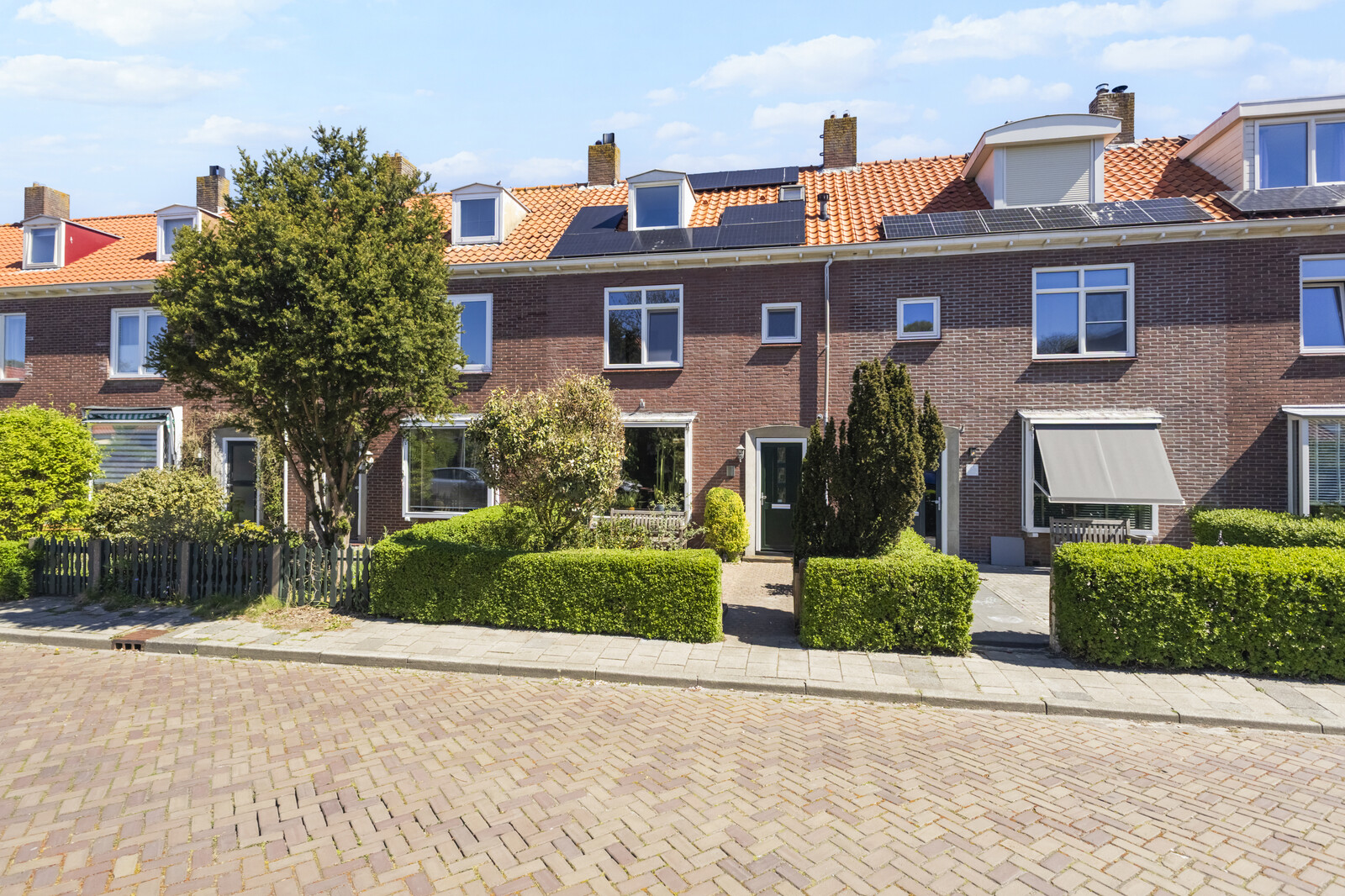 Borneolaan 19