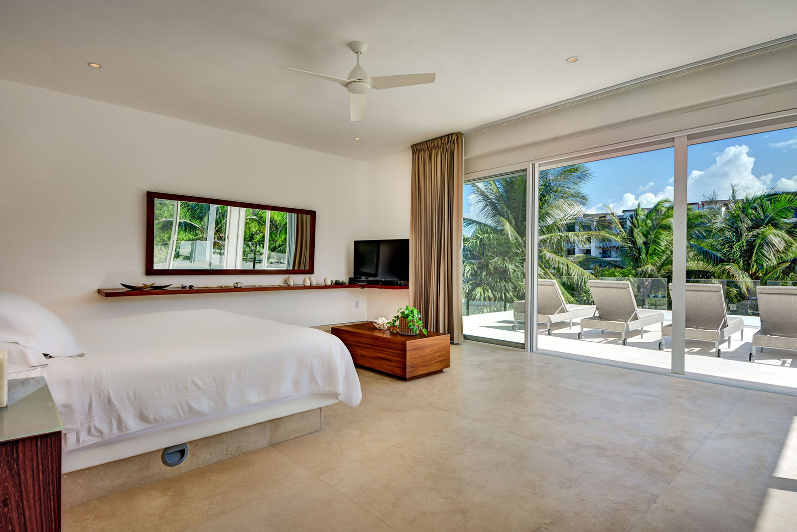 Magnifique chambre vue jardin