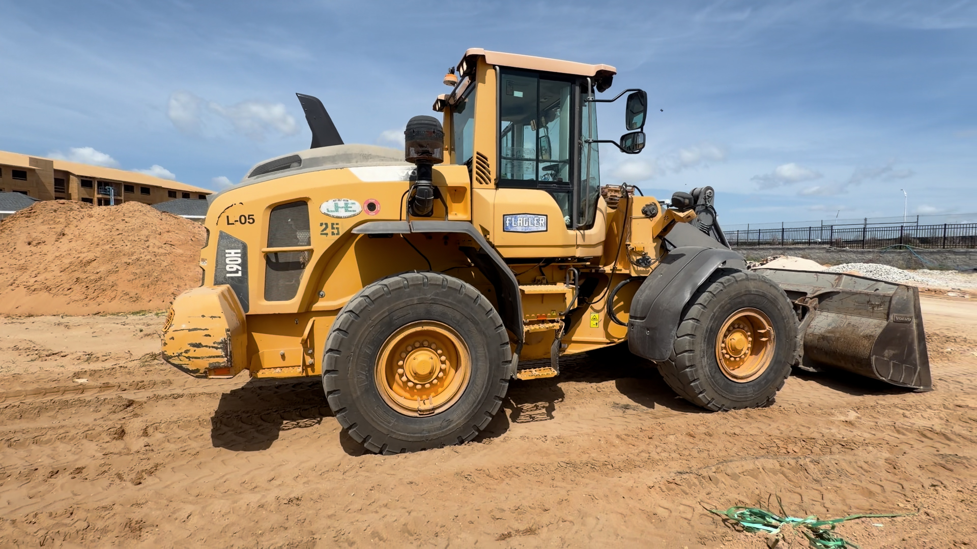 CAT wheel loader