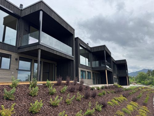 2 AV 4 SOLGT! - Enebolig på 188 kvadratmeter, med garasje og flott utsikt! Bygging pågår