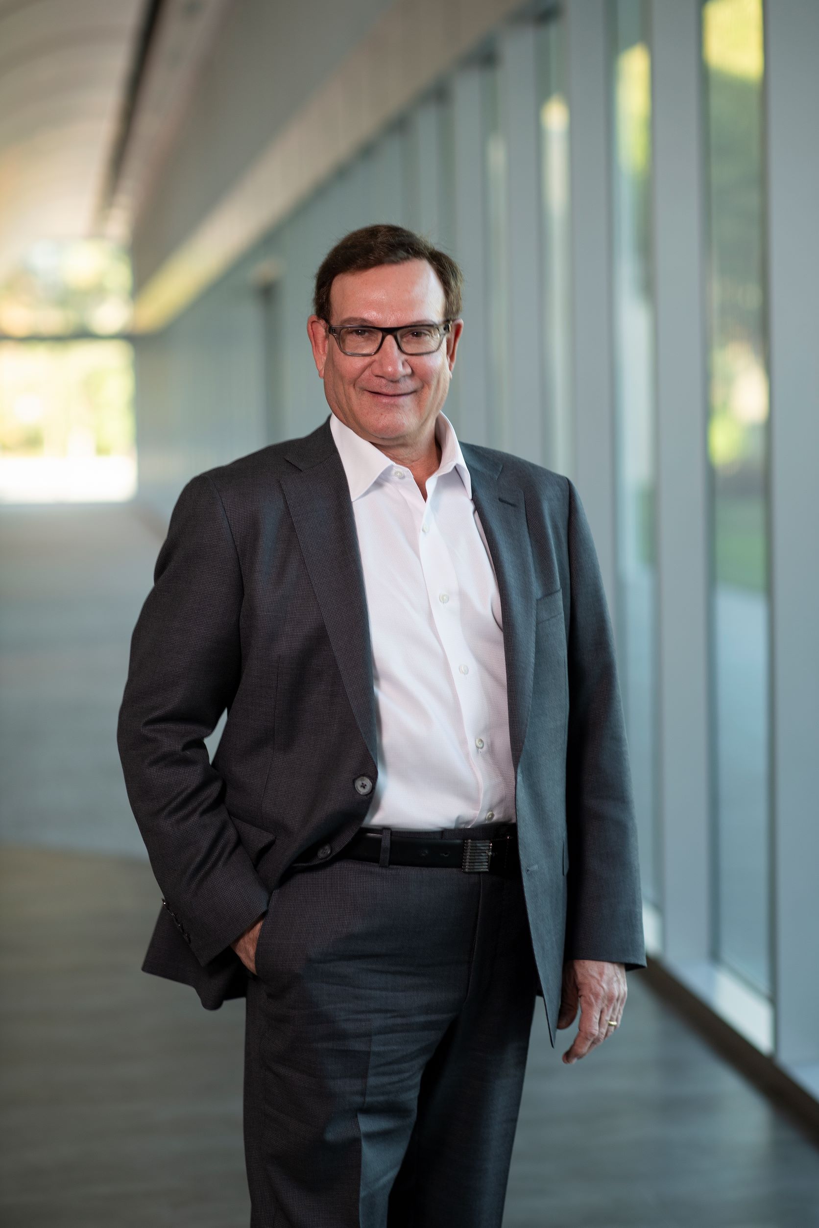 Barry DiBernardo, MD