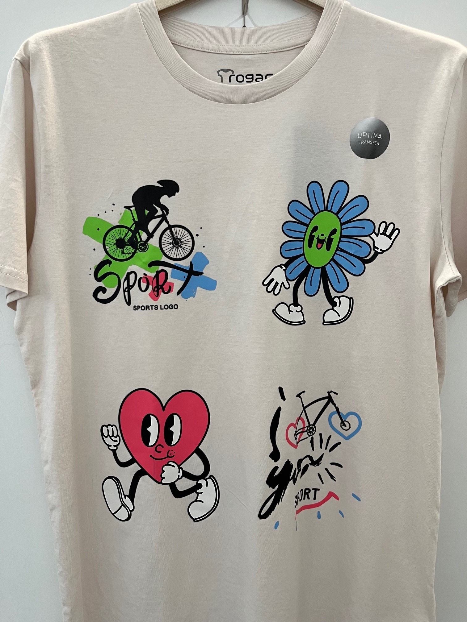 Verschiedene farbige Motive auf dem T-Shirt mittels Digitaltransferdruck.