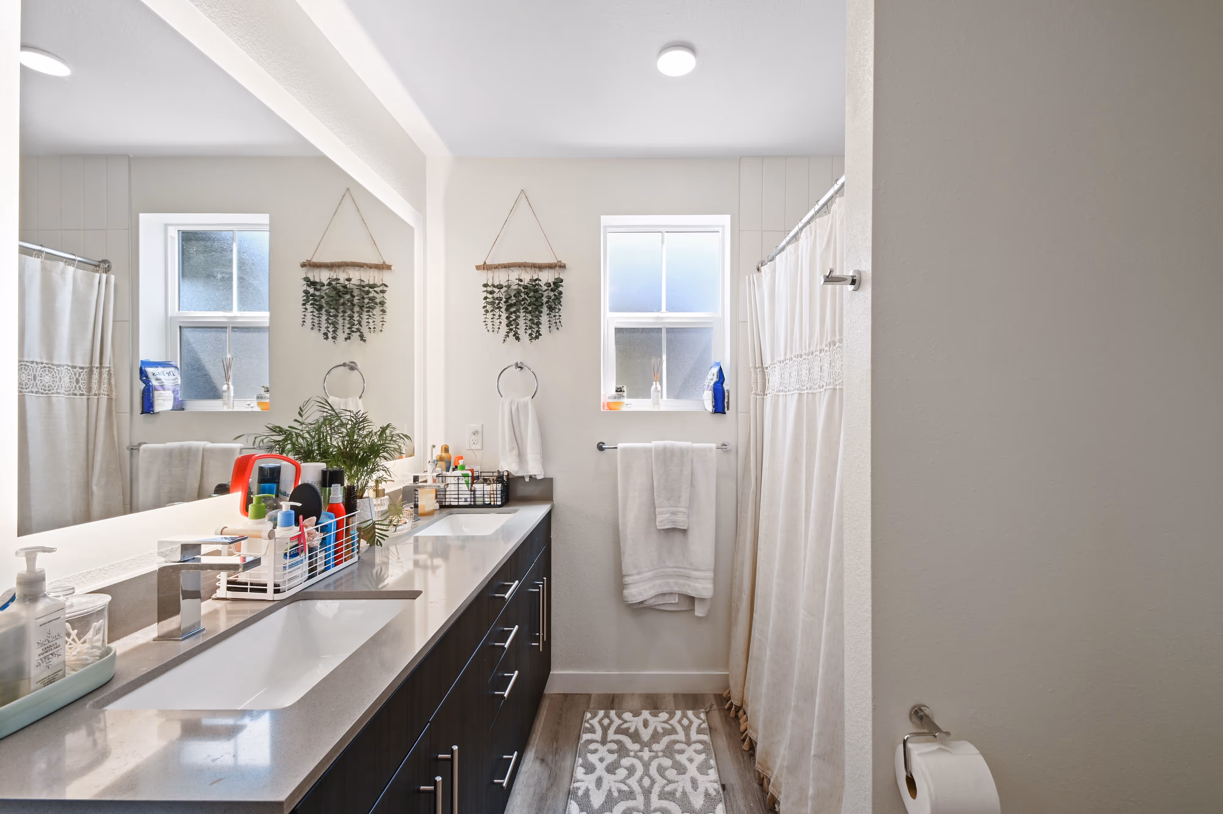 Modern bathrooms with double vanity sink