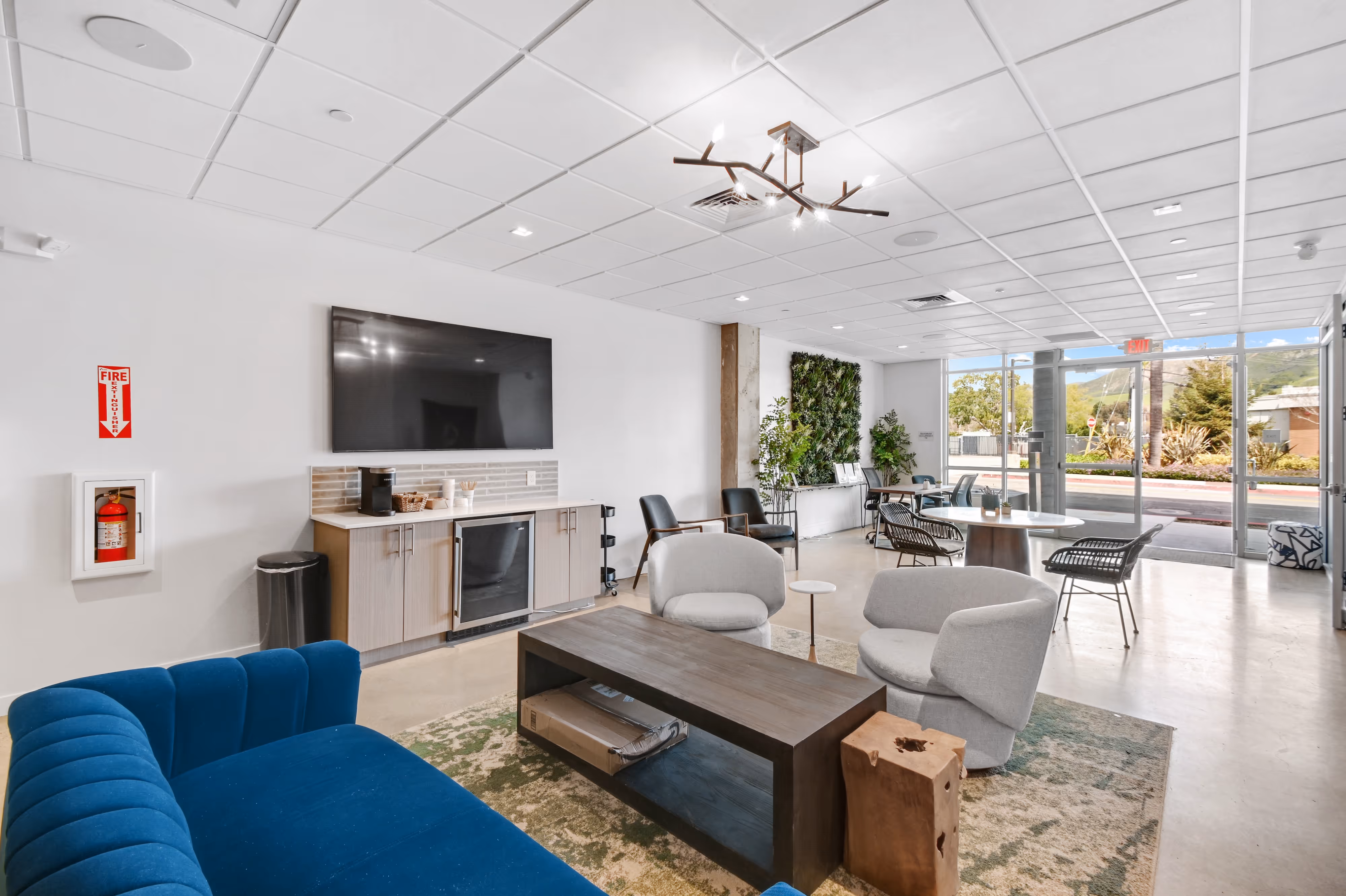 Leasing Office