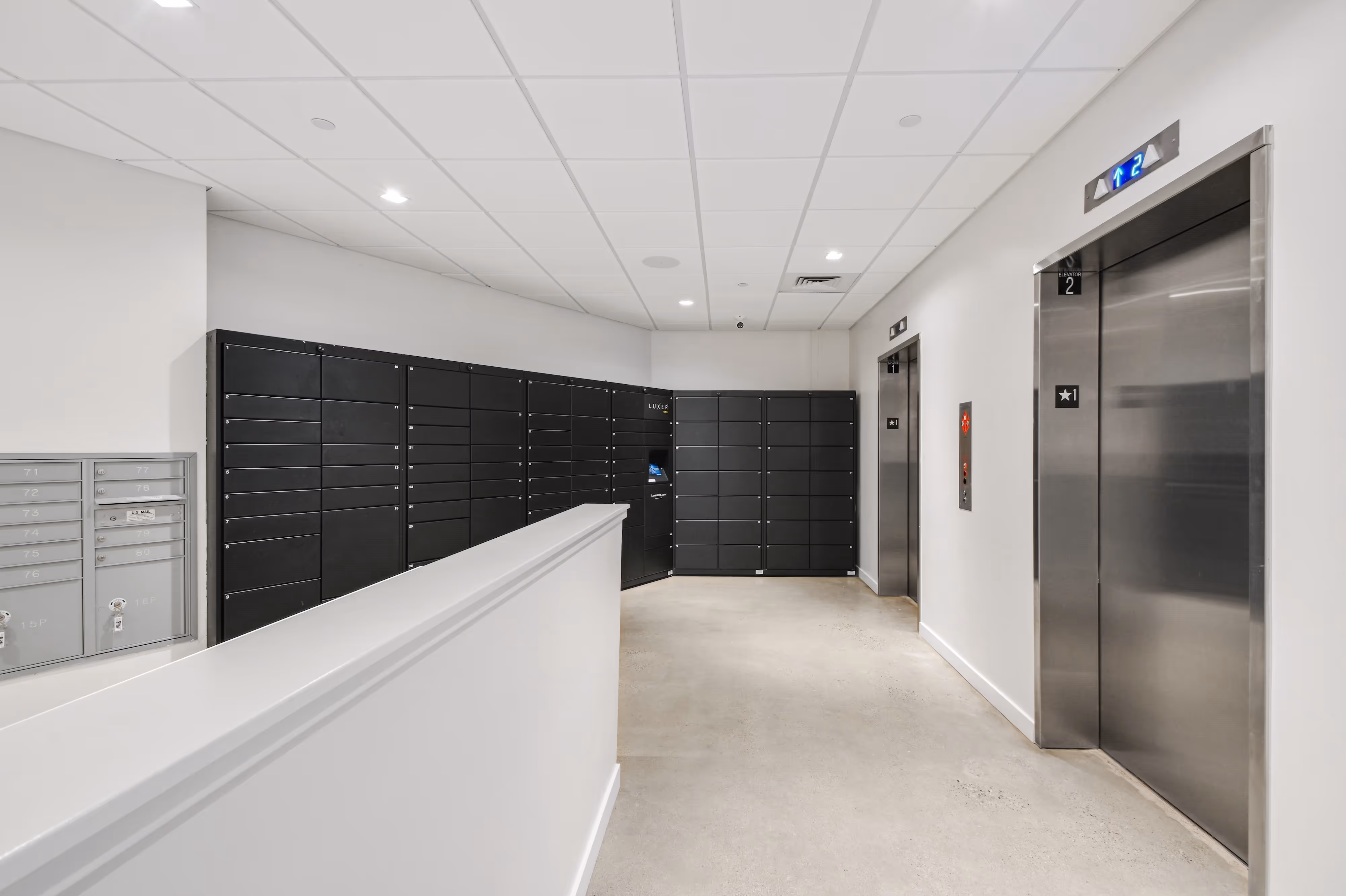 Luxor package system and mail room