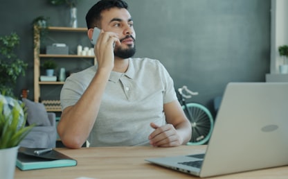 Cours d'anglais par téléphone Telelangue avec un formateur à distance
