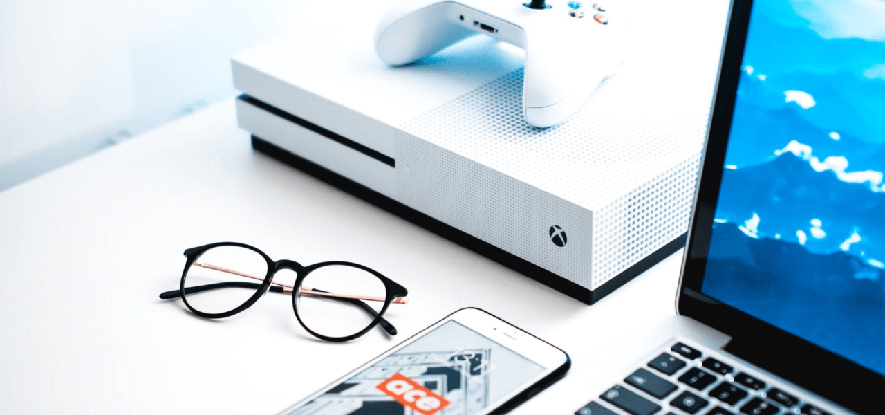 12 unique examples of portfolio  websites