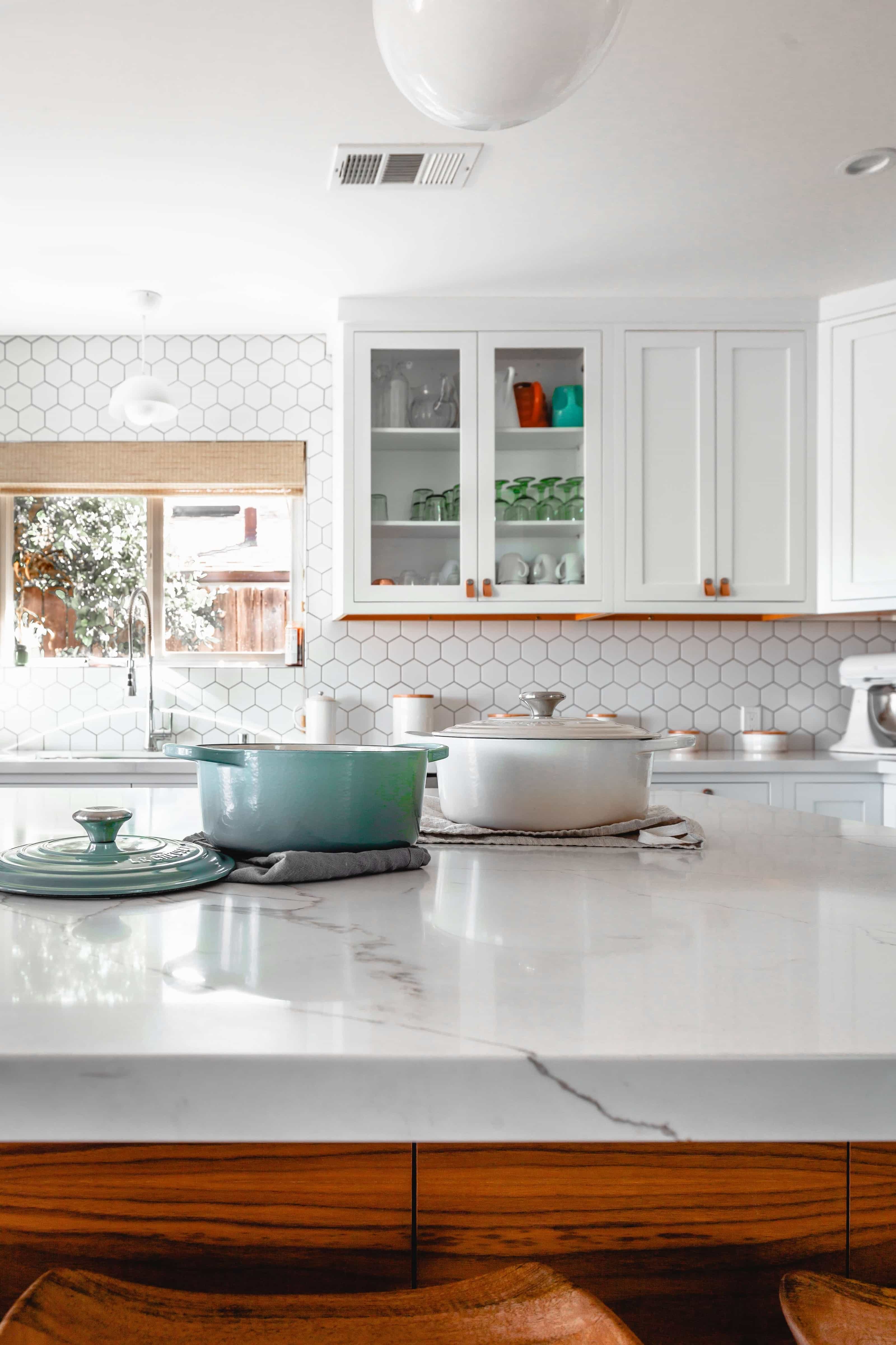 Cabinet Makers Brisbane | Kitchen Cabinets Brisbane | Fine Design Furniture