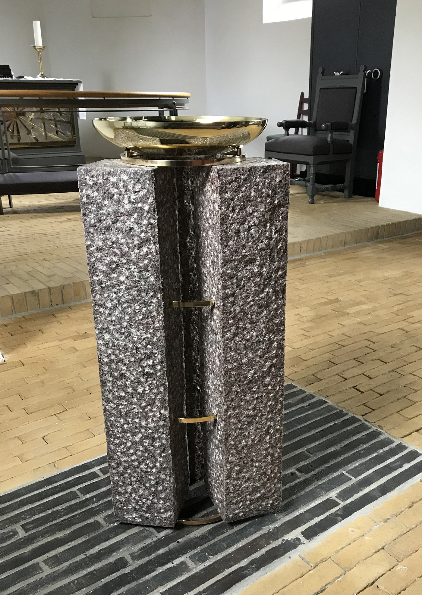 Døbefont Terndrup Kirke