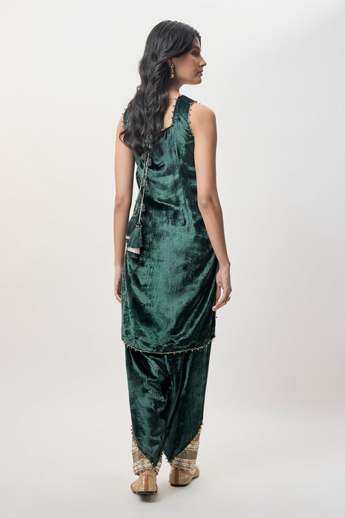 Emerald Velvet Kurta Suit with Antique Gold Zardozi Embroidery