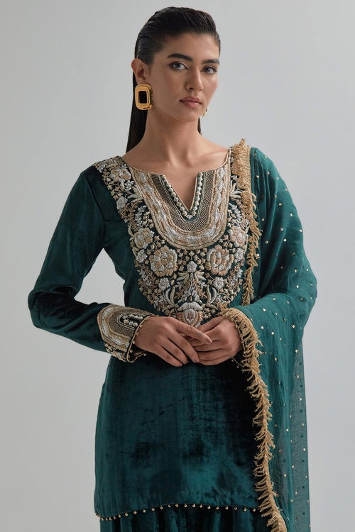 Emerald Velvet Kurta Suit with Antique Gold Floral Zardozi Embroidery