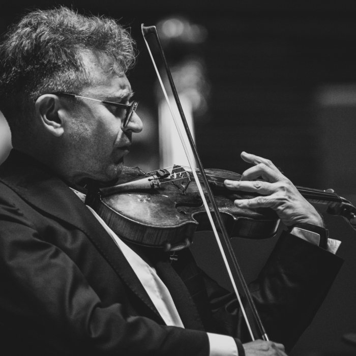 Sinfonietta Cracovia gra koncert symfoniczny w Krakowie, koncert muzyki klasycznej. Sinfonietta Cracovia program 2025. wydarzenia kulturalne Kraków wrzesień. muzyka klasyczna koncert Kraków. koncert Sinfonietty Cracovii