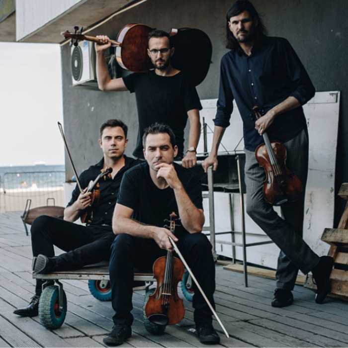 Atom String Quartet. Czołowy polski kwartet smyczkowy wykonujący muzykę z pogranicza jazzu i muzyki klasycznej. 