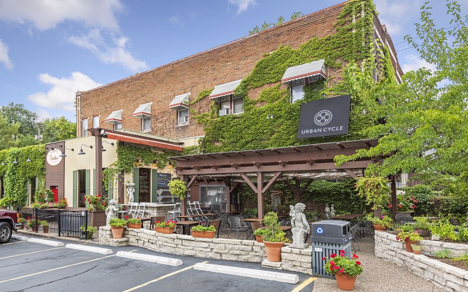 Living in the Armatage Neighborhood, Minneapolis: A Local Homebuyer’s Guide