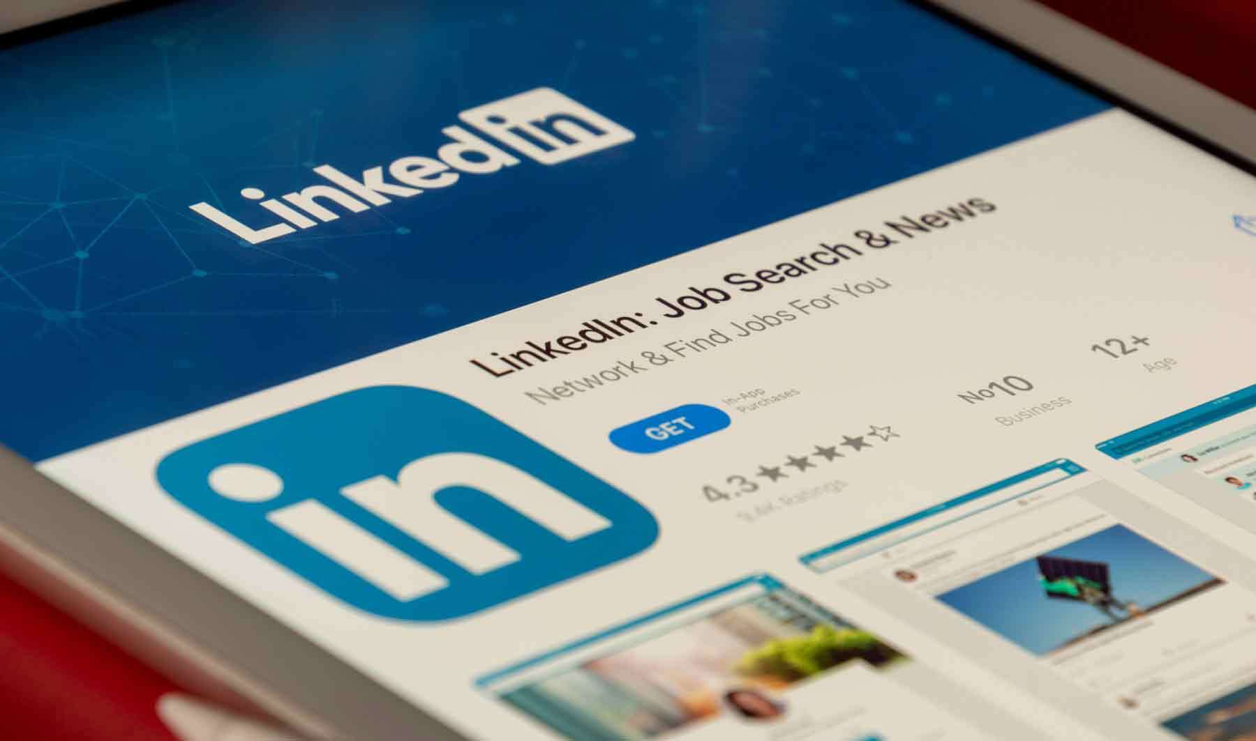 LinkedIn Banner for Blog Article from Mozaik