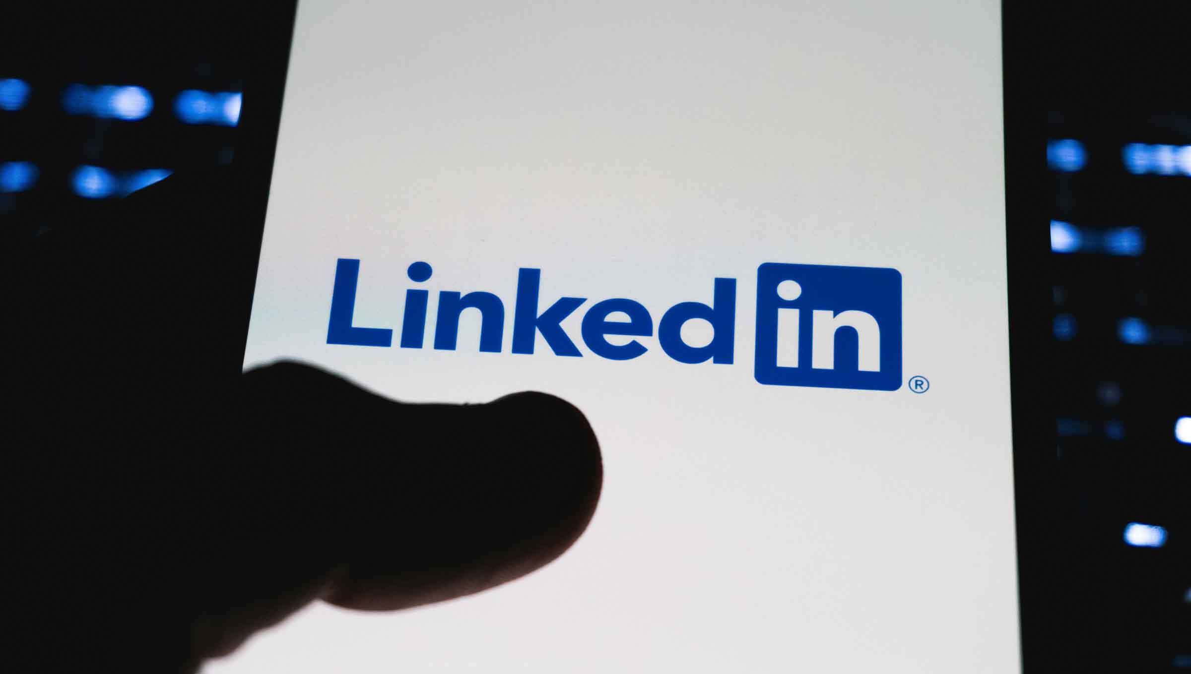 LinkedIn Banner for Blog Article from Mozaik