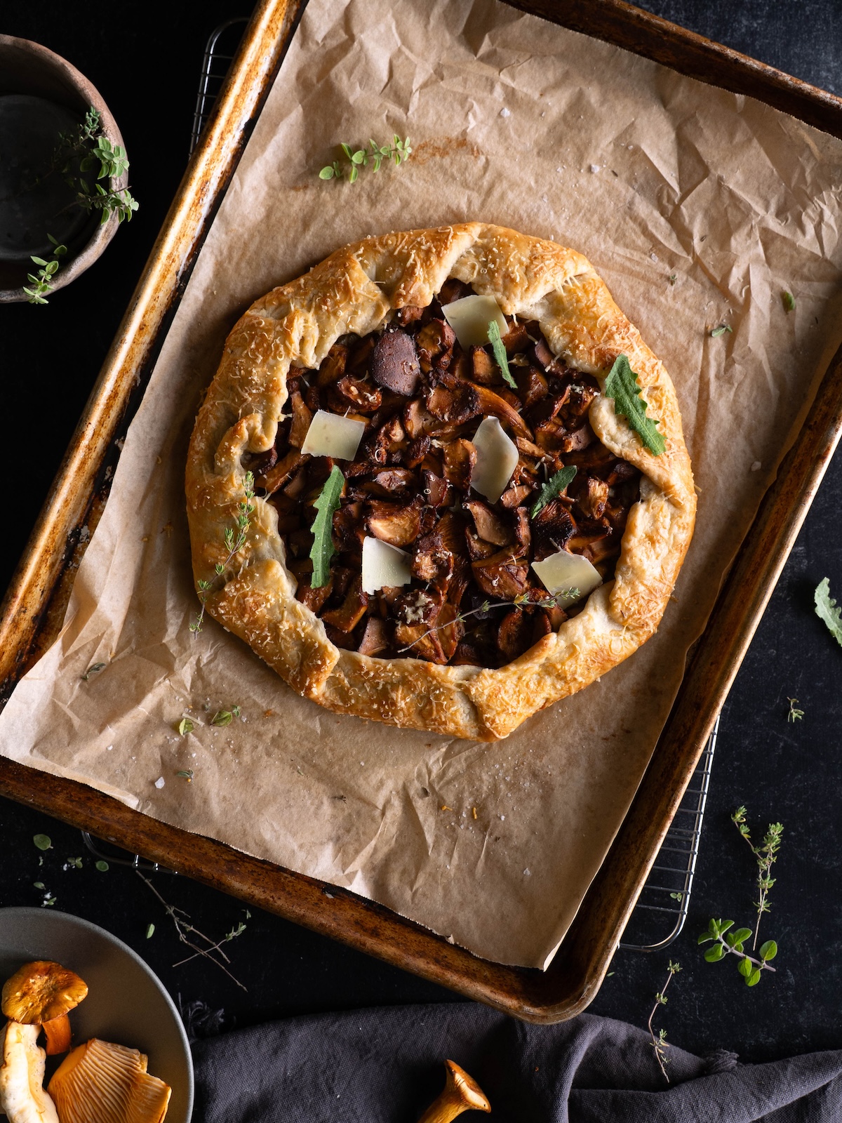 A chanterelle galette