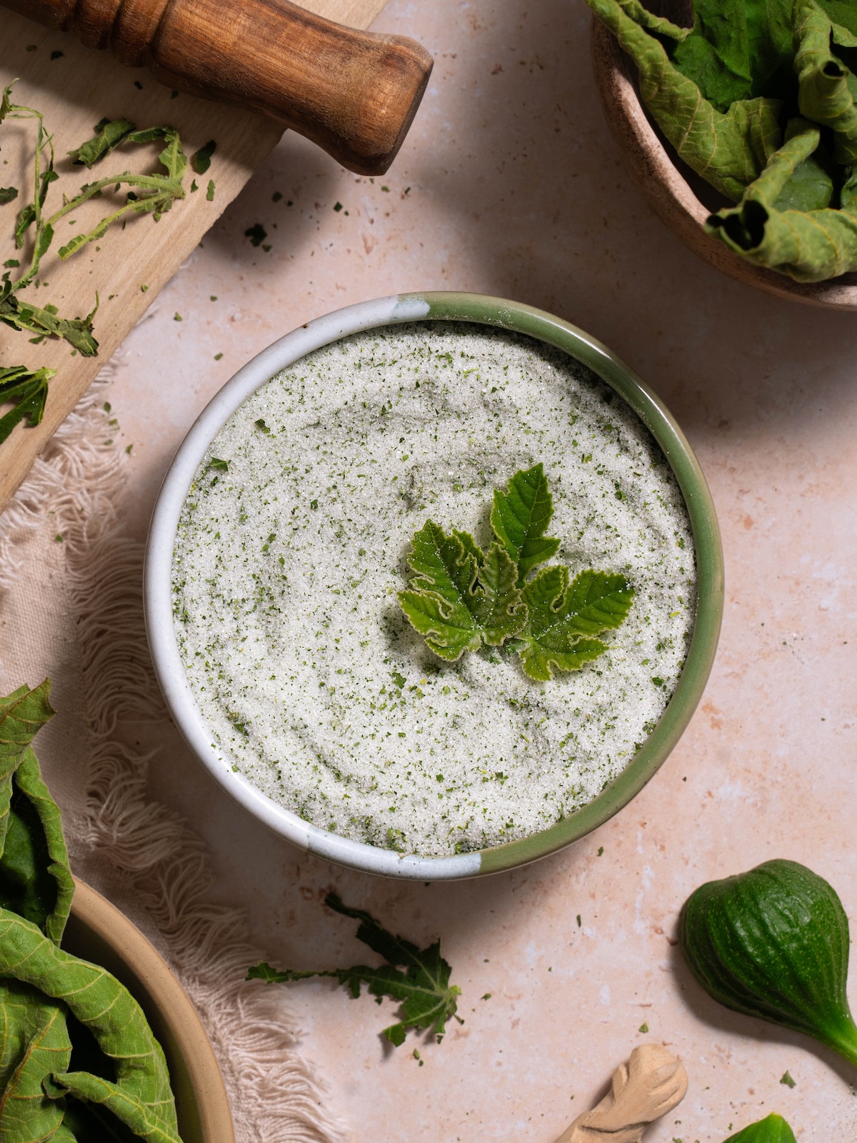 Toasted fig leaf sugar in a bowl
