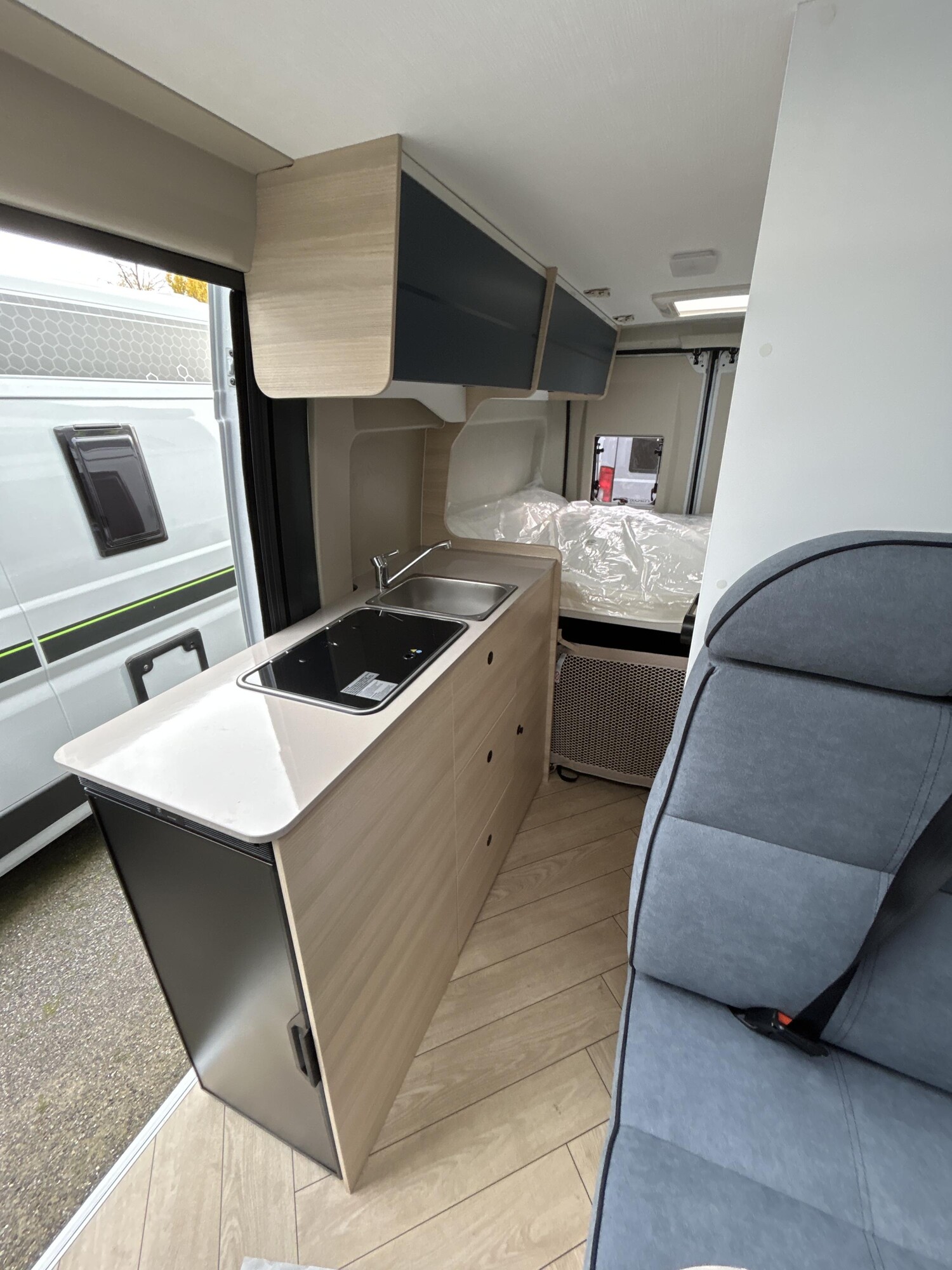 Chausson Van First Line Light V594 inkl. Dachklimaanlage 2026 Bild 1