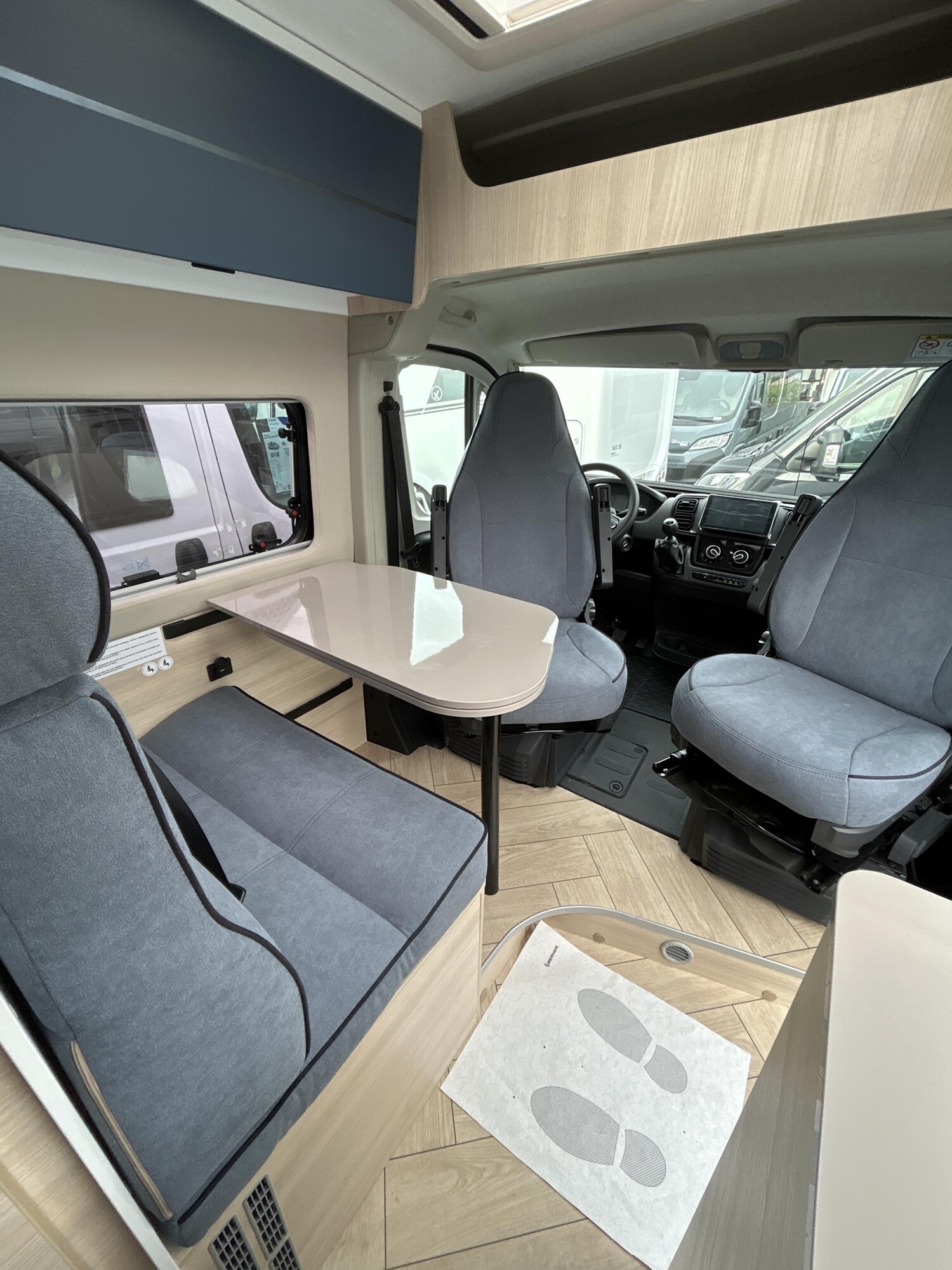 Chausson Van First Line Light V594 inkl. Dachklimaanlage 2026 Bild 7