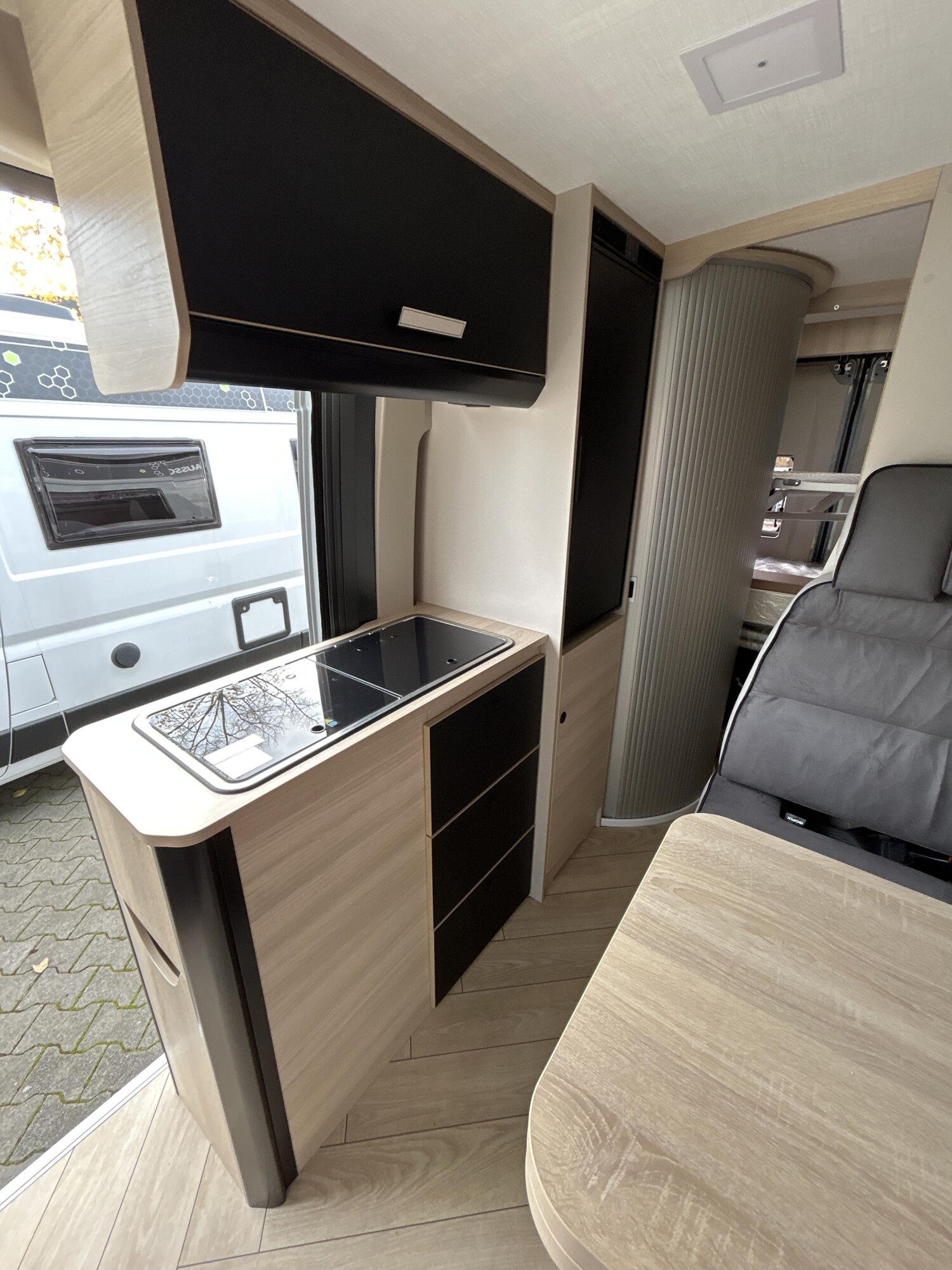 Chausson Van Sport Line F&S mit Aufstelldach HF 2026 Detailbild 7