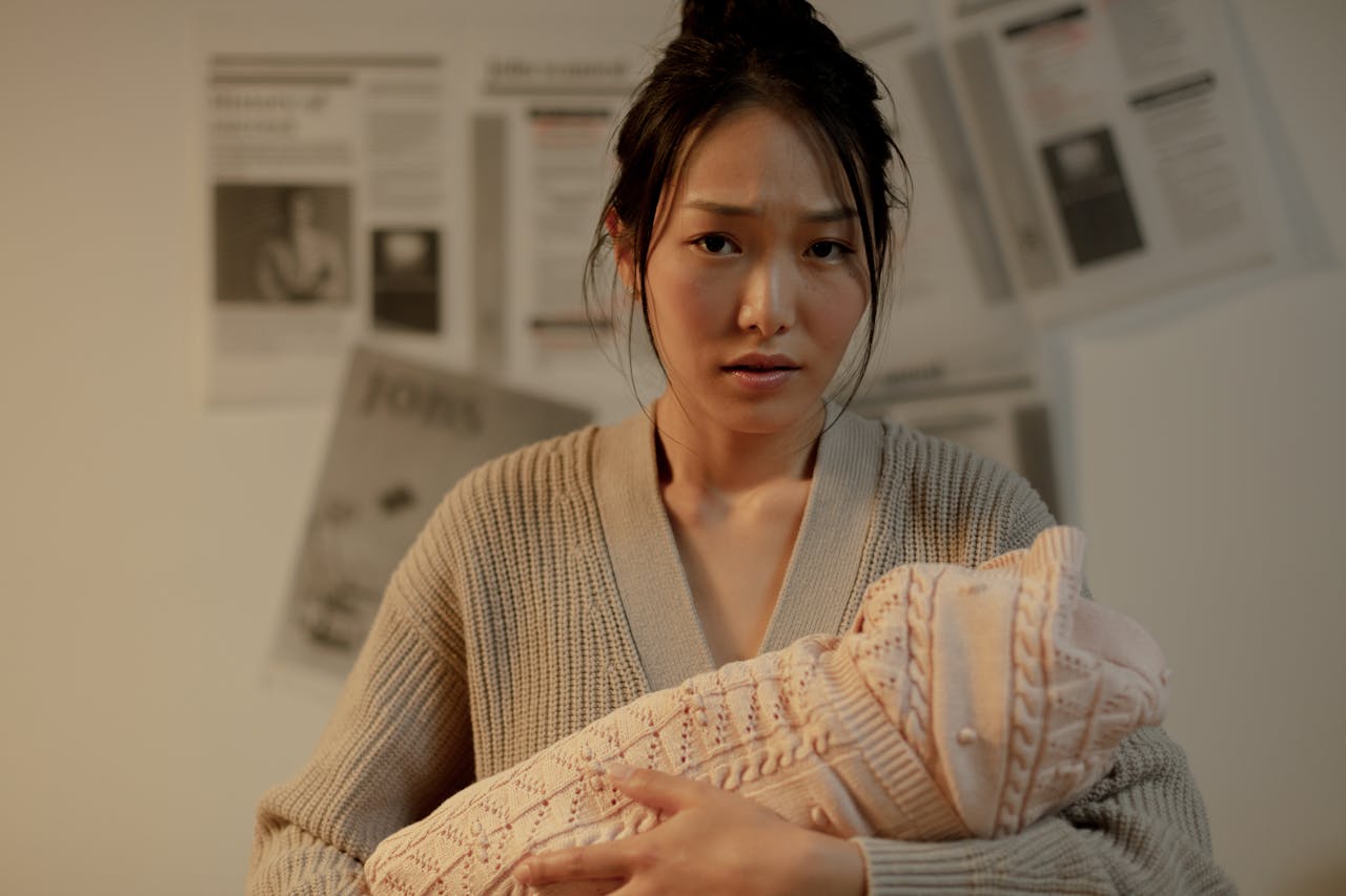 Postpartum Psychosis: What It Is, Symptoms, and Treatments