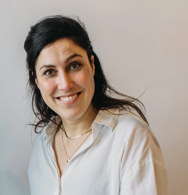 Esther is de eigenaresse van KW9 en leidt het team van Ambassadeurs