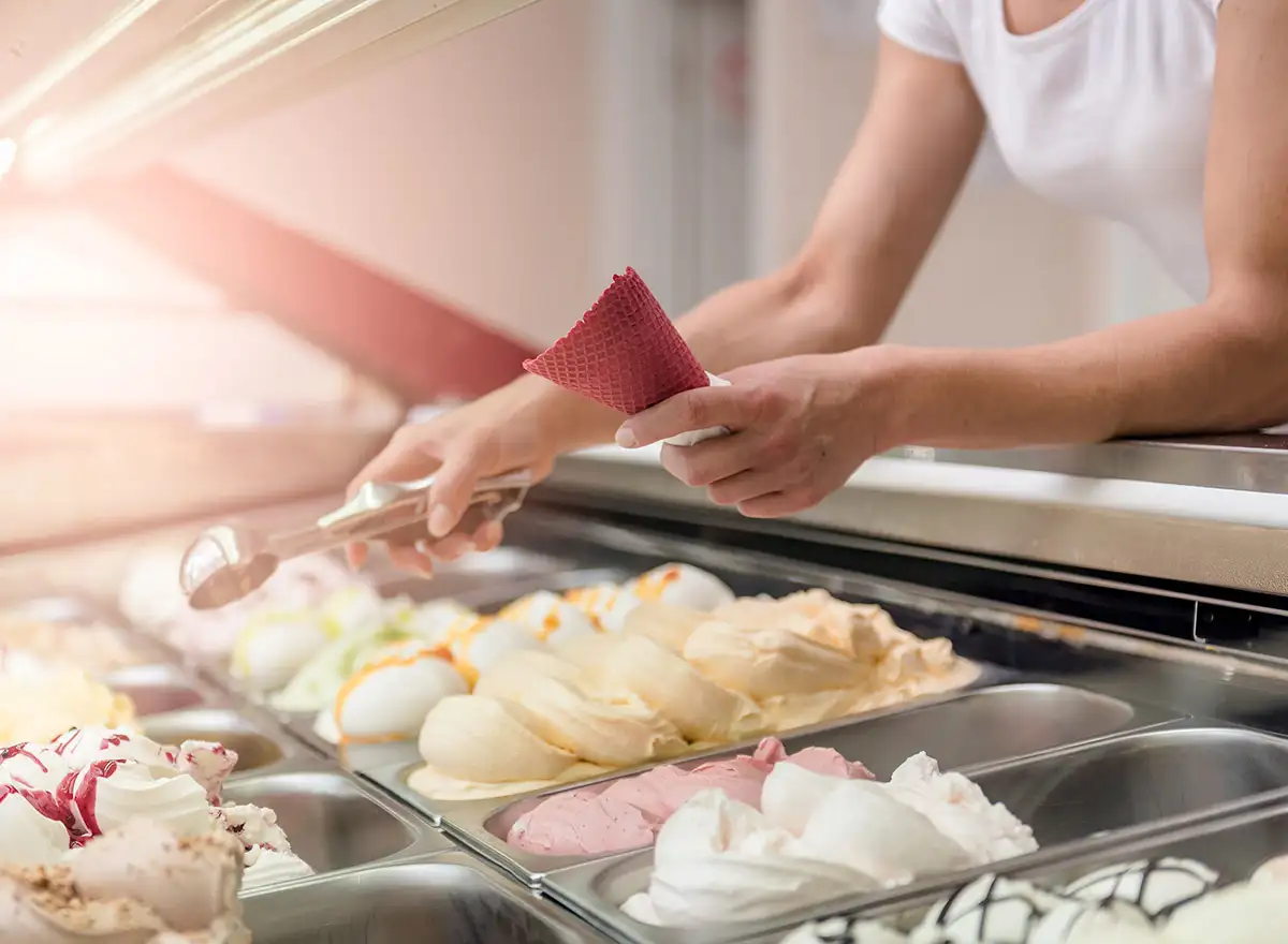 Schülerjob als Eisverkäufer