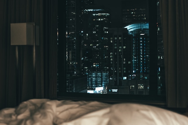 Sleep Hallucinations: When the Dream World Leaks Into Real Life