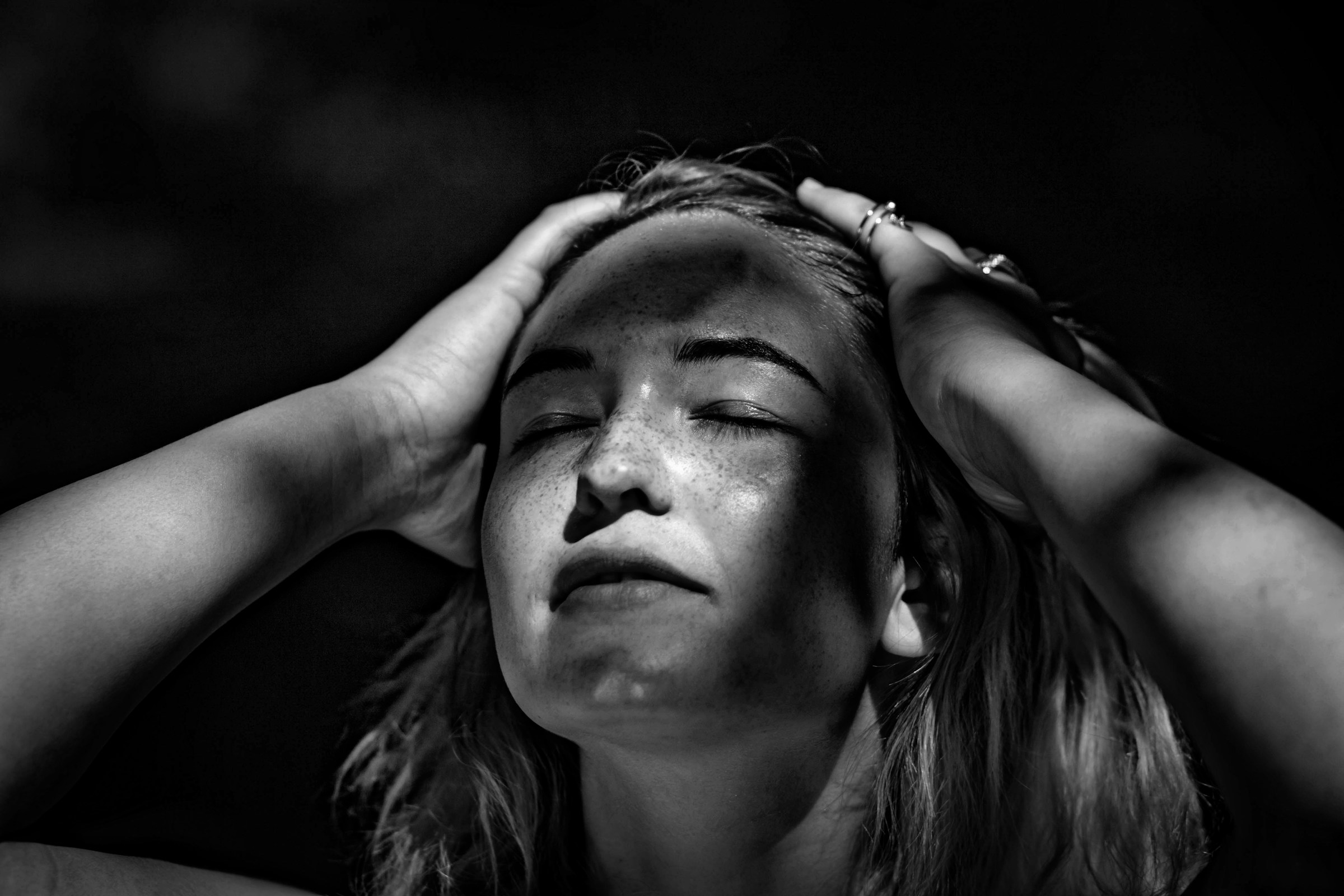Exploding head syndrome sounds scary but is usually harmless. Learn what causes this sleep condition, how it feels, and tips to manage it.