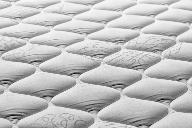 Memory Foam vs. Hybrid Mattress: Does It Really Matter for Sleep?