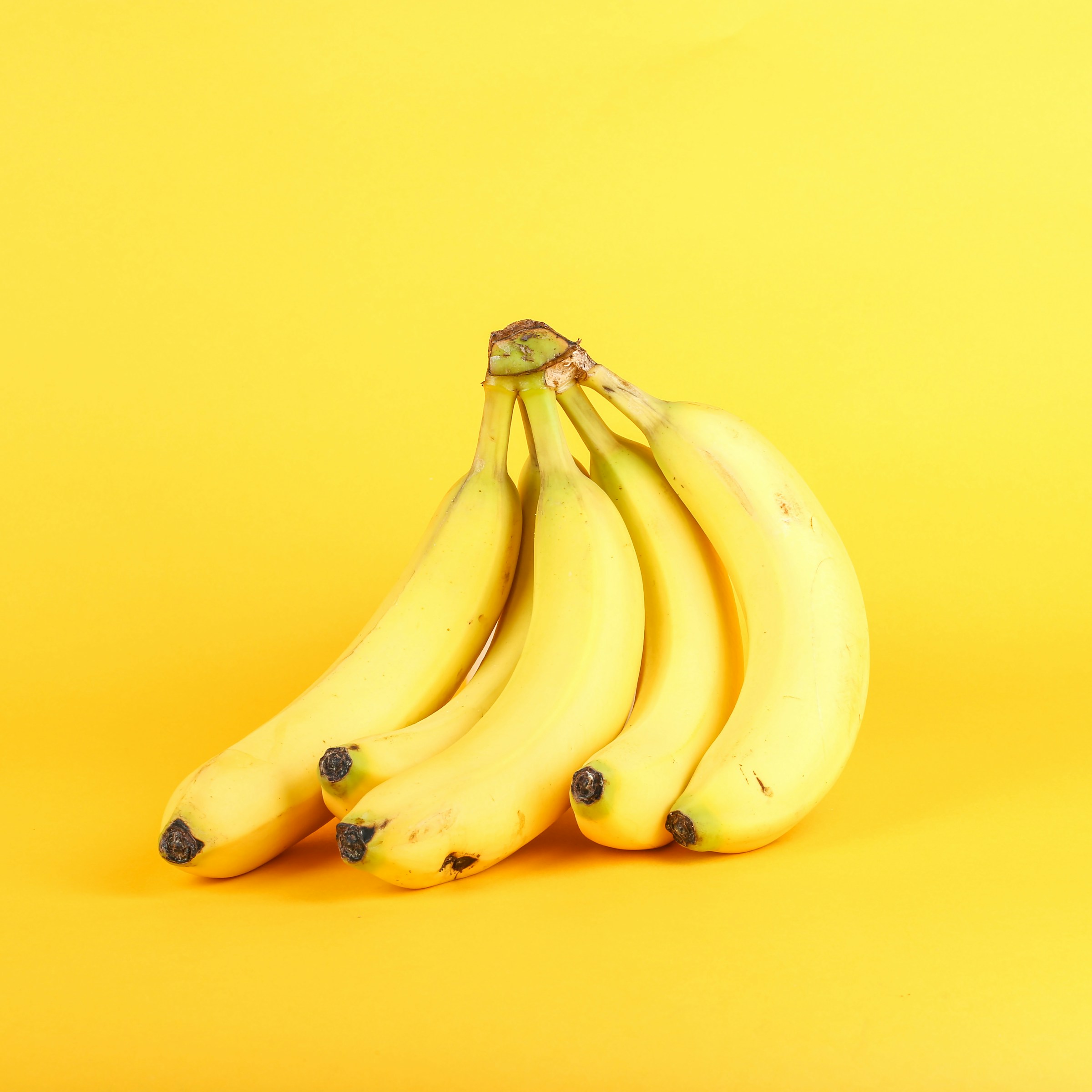 Should you eat a banana before bed? Learn how bananas may help you sleep, the science behind this bedtime snack, and how to eat it for better rest.
